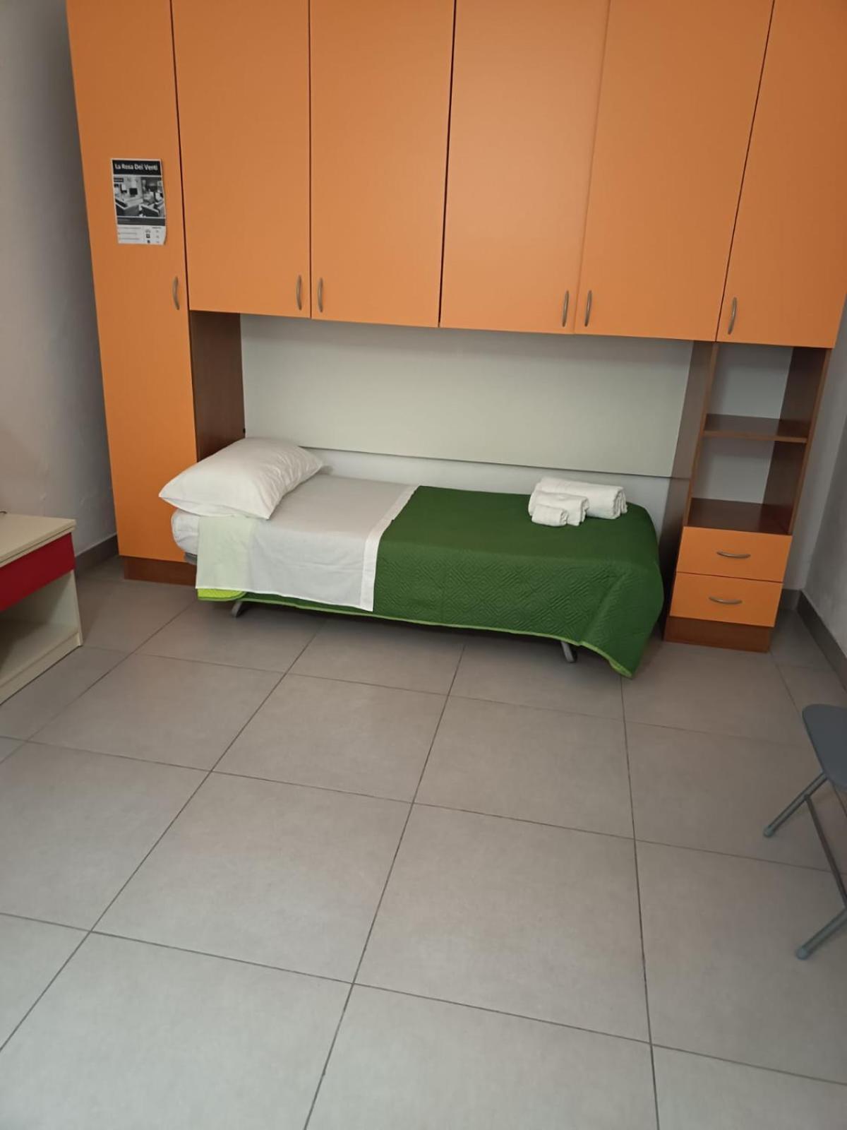 La Rosa Dei Venti Apartment Кастеламаре дел Голфо Екстериор снимка