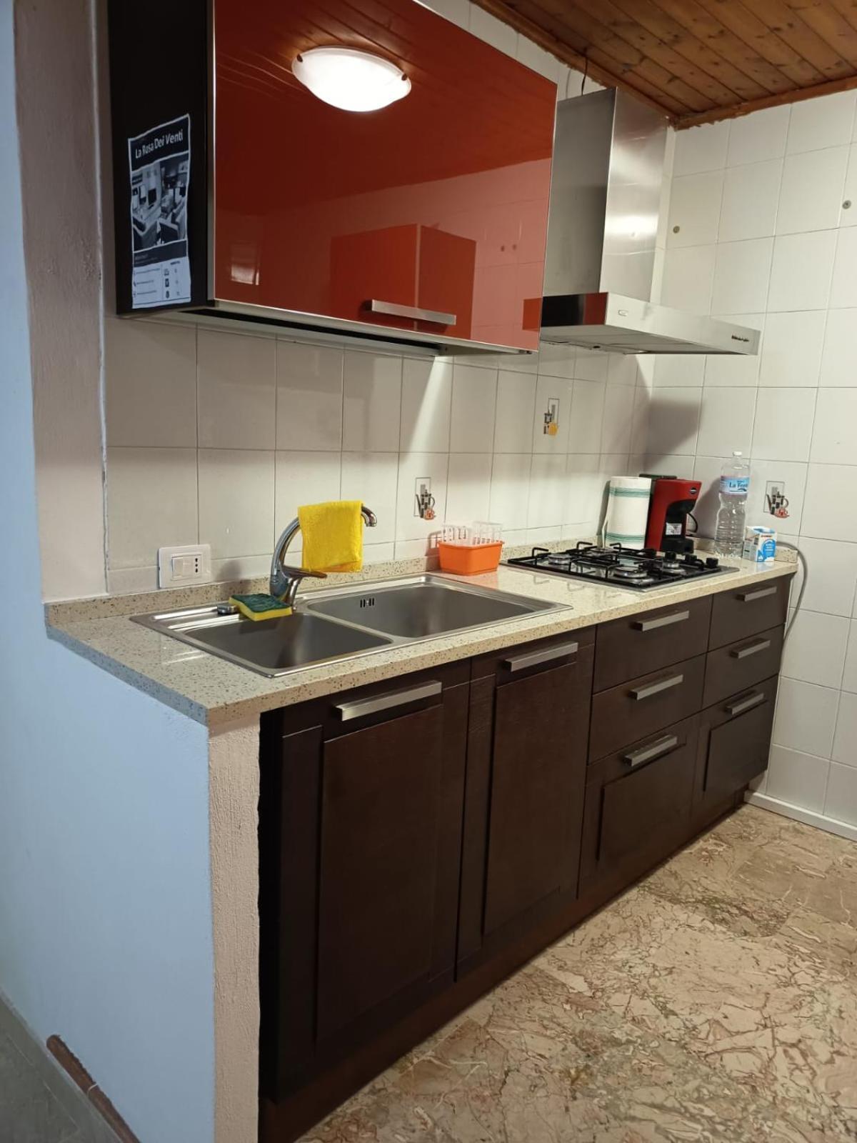 La Rosa Dei Venti Apartment Кастеламаре дел Голфо Екстериор снимка